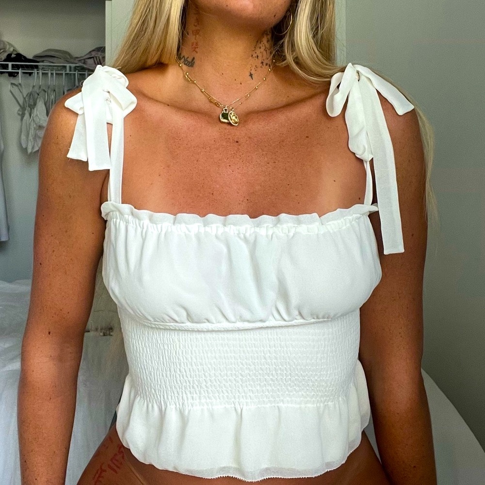 Wilfred white top